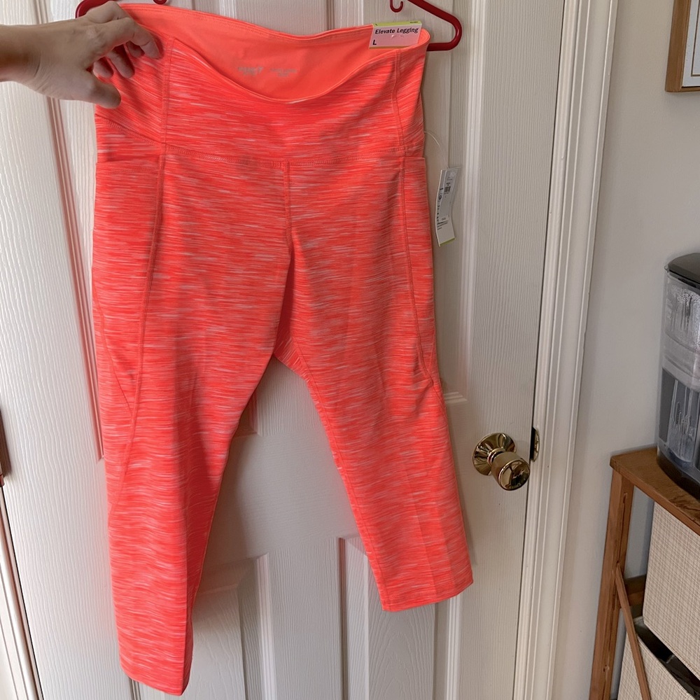 Brand new capris